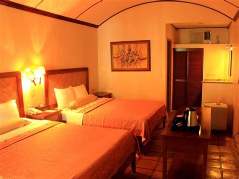camayan beach resort and hotel rooms